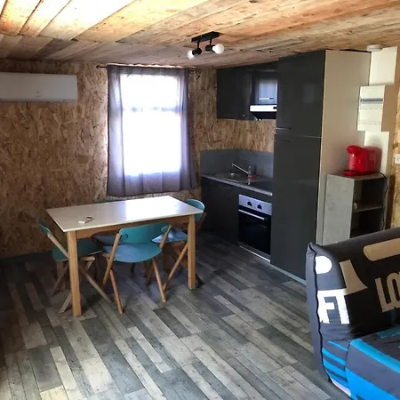 度假居 Chalet 1 Verrieres (Vienne)